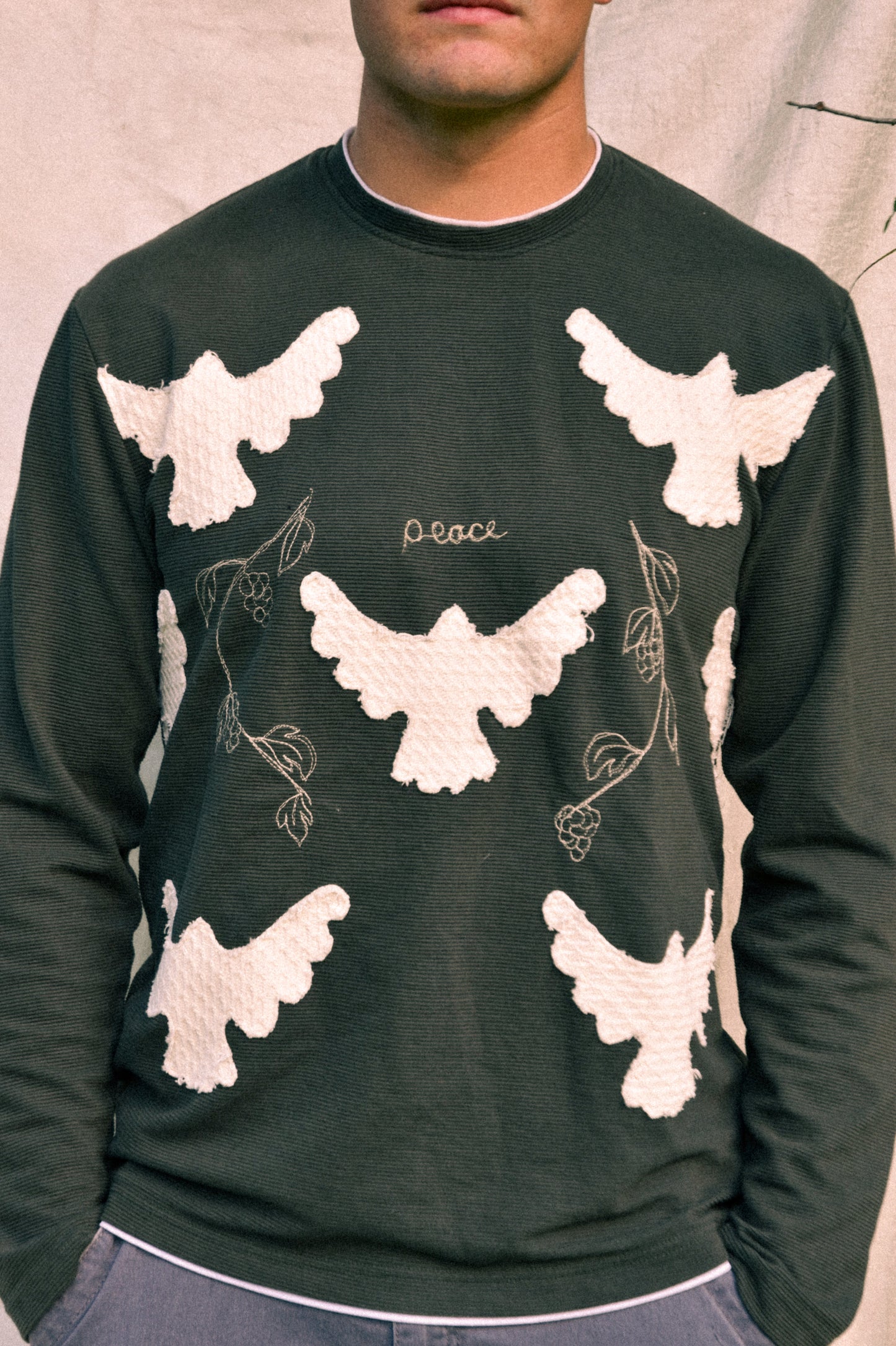 PEACE Sweater - Forest