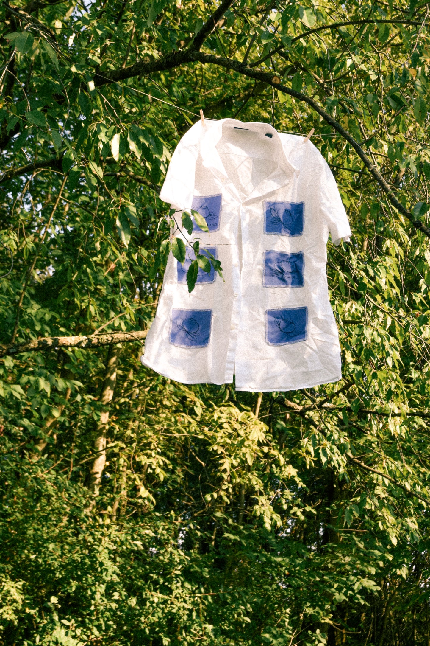 PATIENCE Button Down - White