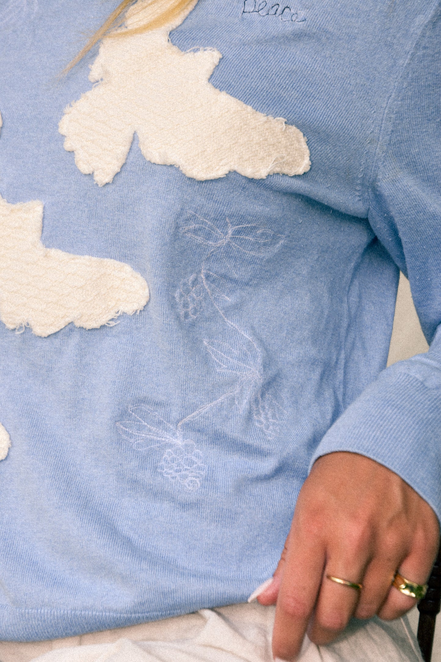 PEACE Sweater - Sky